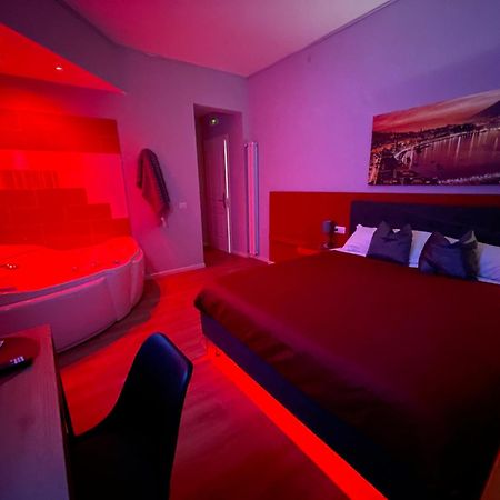 Vomero Suite And Deluxe Room B&B Napoli Nápoles Exterior foto