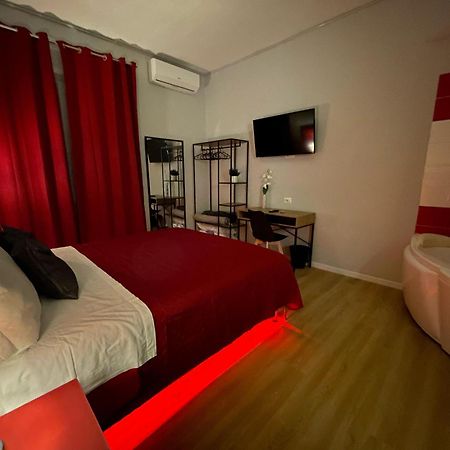 Vomero Suite And Deluxe Room B&B Napoli Nápoles Exterior foto