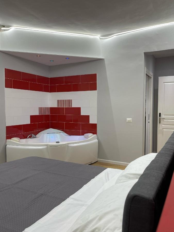 Vomero Suite And Deluxe Room B&B Napoli Nápoles Exterior foto
