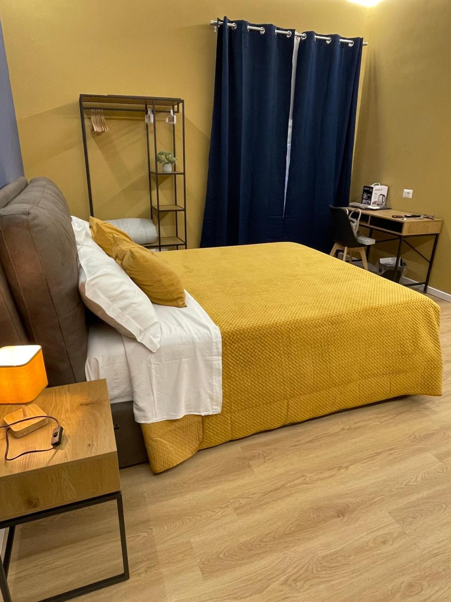 Vomero Suite And Deluxe Room B&B Napoli Nápoles Exterior foto